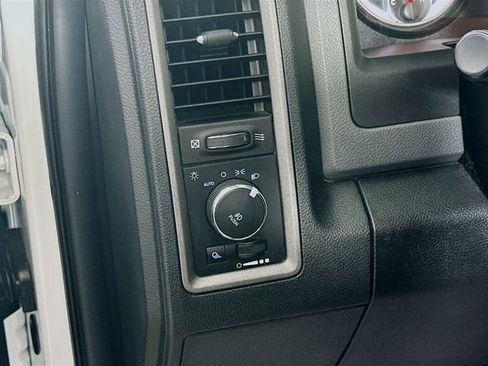 Used 2018 RAM 1500 Express w/ Express Value Package image 11