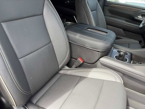 Used 2024 Chevrolet Tahoe Premier image 25