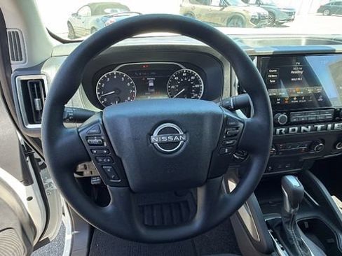 New 2026 Nissan Frontier SV w/ Tow Package AWD/4WD image 25