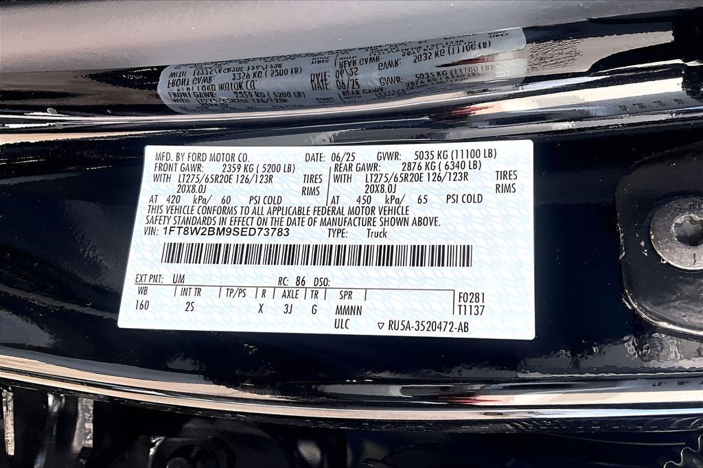 New 2025 Ford F250 XLT w/ Black Appearance Package AWD/4WD image 22