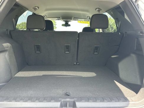 Used 2023 Chevrolet Equinox LT FWD image 6