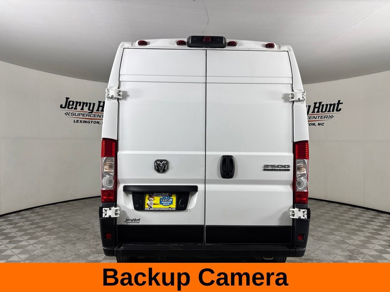Used 2025 RAM ProMaster 2500 w/ Convenience Group FWD image 7