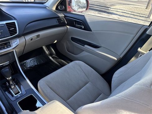 Used 2014 Honda Accord Base image 20