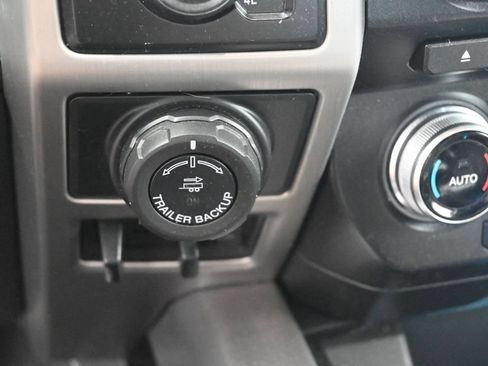 Used 2018 Ford F150 Platinum w/ Equipment Group 701A Luxury AWD/4WD image 28