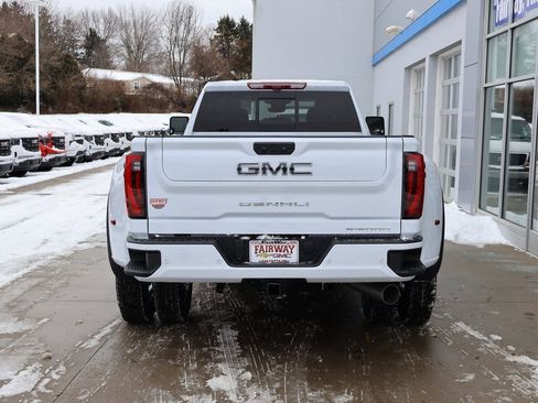 New 2026 GMC Sierra 3500 Denali Ultimate image 9