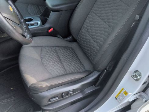 Used 2018 Chevrolet Equinox LT image 15