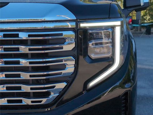 New 2026 GMC Sierra 1500 Denali w/ Denali Reserve Package image 9
