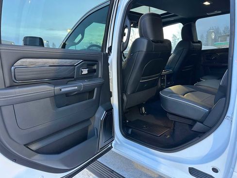Used 2025 RAM 2500 Limited image 15