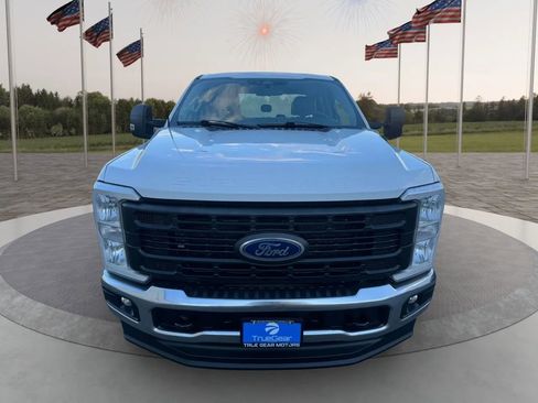 Used 2023 Ford F250 XL image 2