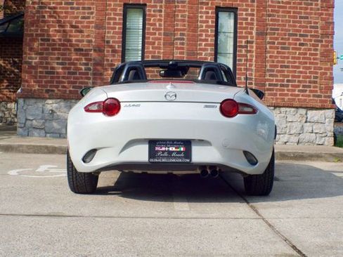 Used 2018 MAZDA MX-5 Miata Grand Touring RWD image 6