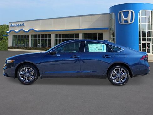 New 2026 Honda Accord EX-L image 2