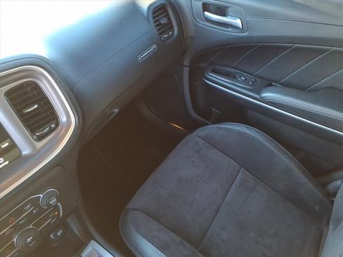 Used 2022 Dodge Charger R/T w/ Plus Group image 30