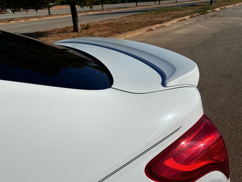 Used 2019 Nissan Versa S Plus image 12