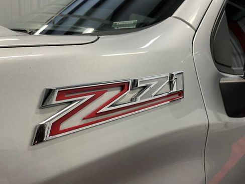 Used 2020 Chevrolet Silverado 1500 LT Trail Boss AWD/4WD image 11