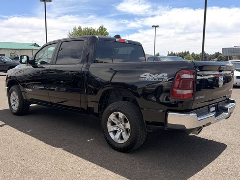 Used 2024 RAM 1500 Laramie w/ Off Road Group AWD/4WD image 5
