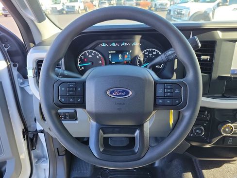 New 2026 Ford F250 XL w/ FX4 Off-Road Package image 22