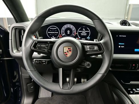 New 2025 Porsche Cayenne S AWD/4WD image 8
