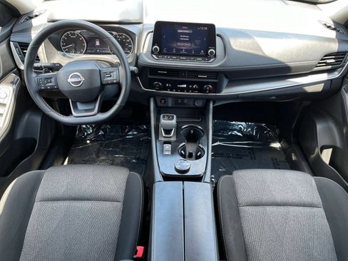 Used 2025 Nissan Rogue SV AWD/4WD image 38
