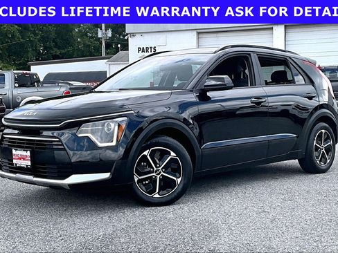 Used 2023 Kia Niro LX FWD image 3