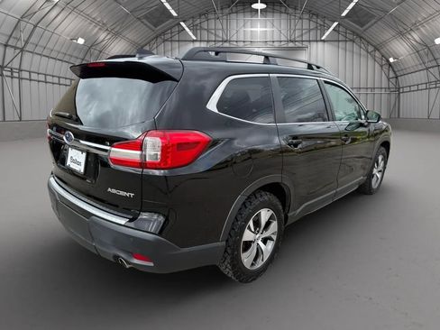 Used 2019 Subaru Ascent Premium image 4