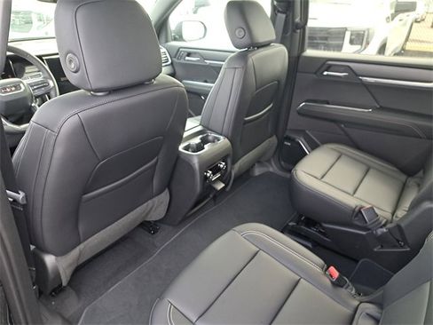 New 2025 GMC Acadia Elevation w/ Elevation Premium Package image 9