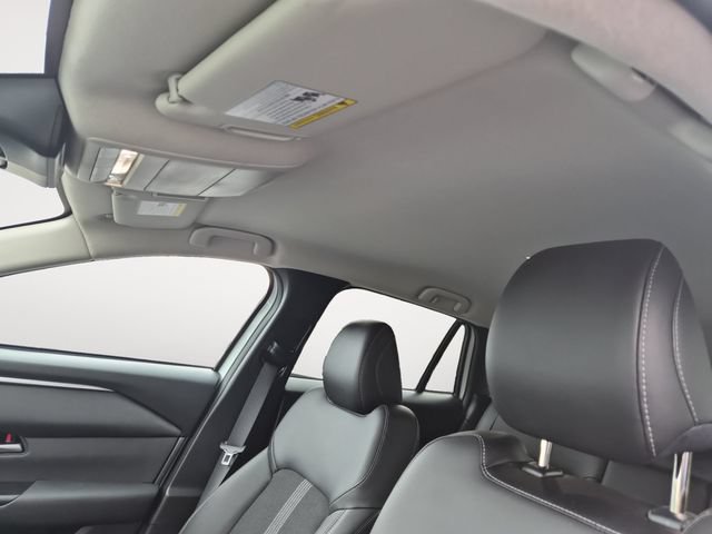 Used 2025 MAZDA CX-50 AWD 2.5 S w/ Weather Package image 12