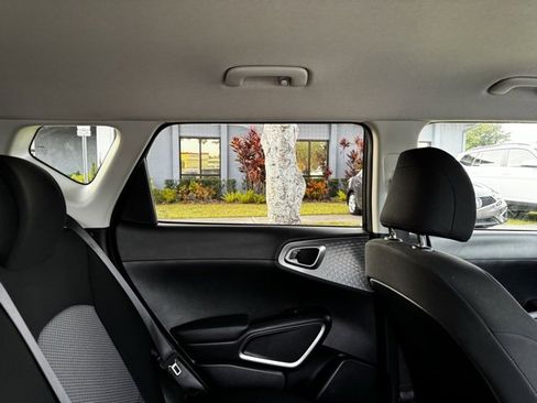 Used 2024 Kia Soul LX w/ Option Group 015 image 14