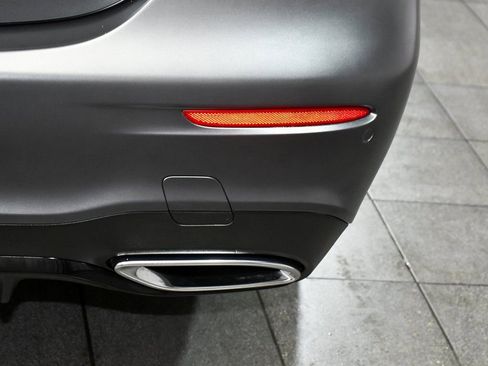 Used 2022 Mercedes-Benz E 450 4MATIC Sedan w/ Night Package image 78