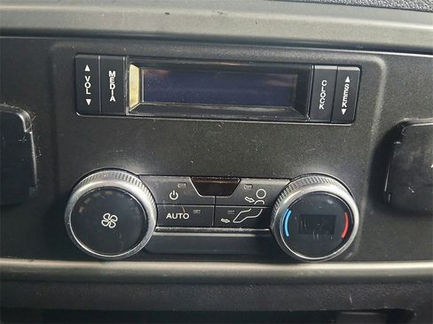 Used 2019 Ford Expedition XLT w/ Equipment Group 202A image 33