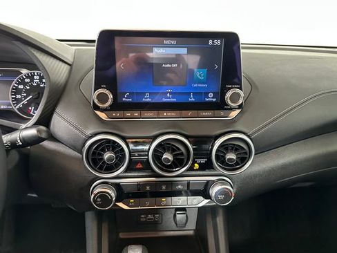 Used 2022 Nissan Sentra SV image 21