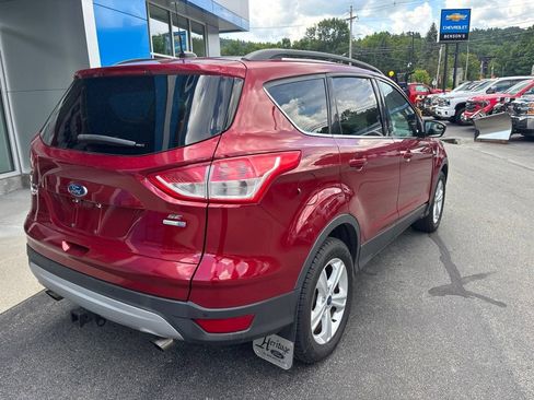 Used 2015 Ford Escape SE w/ Equipment Group 201A AWD/4WD image 9