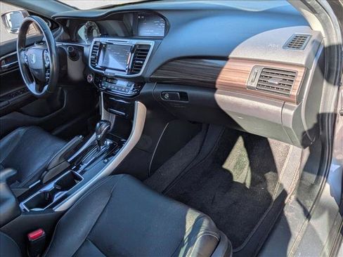 Used 2017 Honda Accord EX-L image 20
