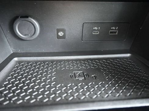 Used 2024 Nissan Pathfinder SL w/ SL Premium Package FWD image 14