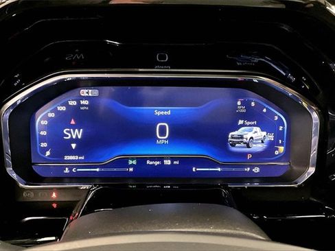 Used 2024 Chevrolet Silverado 1500 LT Trail Boss w/ Convenience Package II image 27