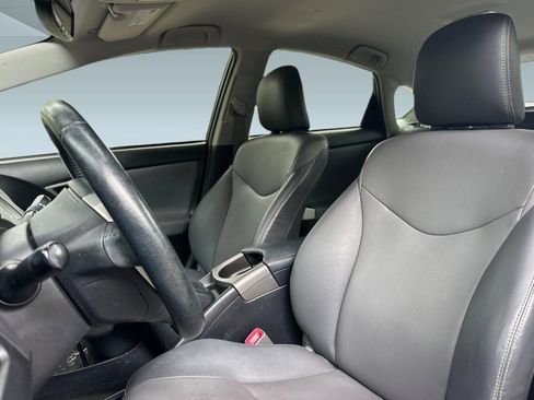 Used 2013 Toyota Prius Four FWD image 22