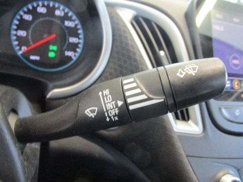 Used 2024 Chevrolet Malibu LT image 18