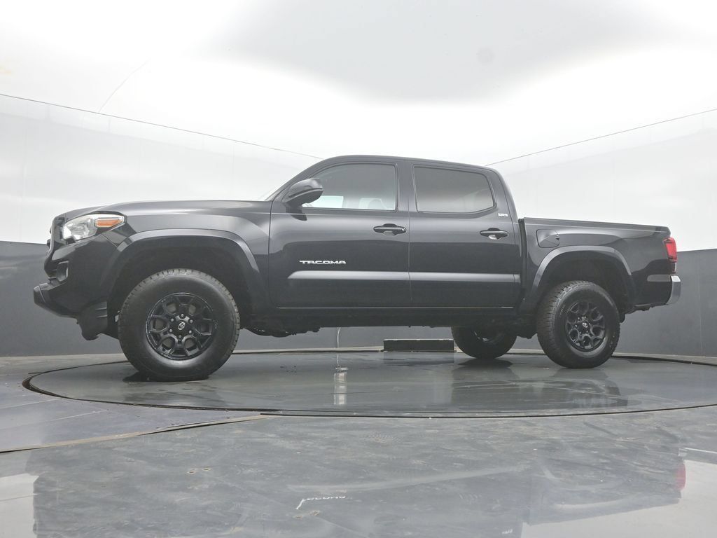 Used 2019 Toyota Tacoma SR5 RWD image 48