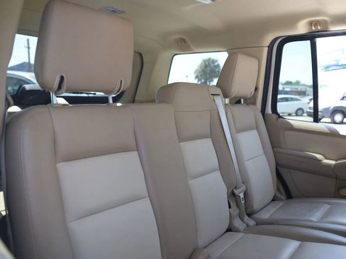 Used 2006 Ford Explorer Eddie Bauer AWD/4WD image 17
