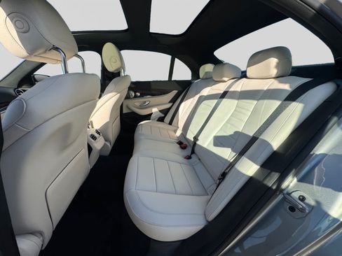 Used 2023 Mercedes-Benz E 450 4MATIC Sedan image 18
