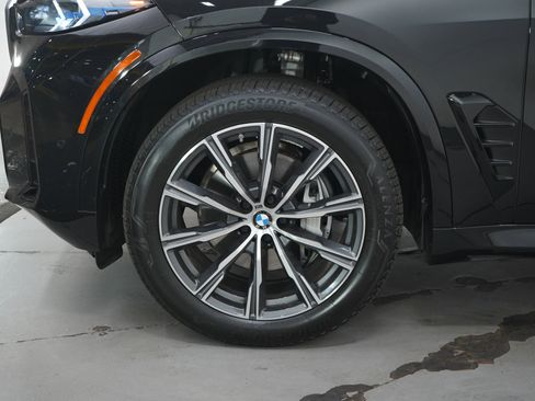 Used 2026 BMW X5 xDrive40i AWD/4WD image 31
