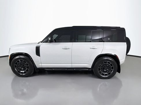 Used 2026 Land Rover Defender 110 OCTA AWD/4WD image 8