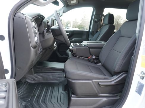 New 2025 GMC Sierra 3500 Pro w/ Convenience Package image 9