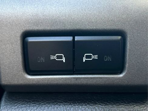 Used 2019 Ford F150 Raptor w/ Equipment Group 802A Luxury AWD/4WD image 46