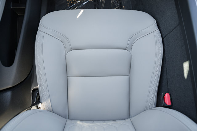 New 2027 Volvo XC60 T8 Plus AWD/4WD image 31
