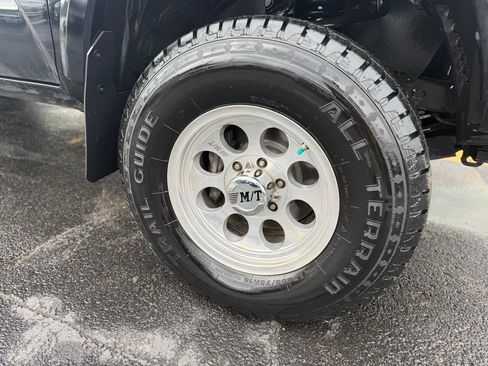 Used 2019 Toyota Tacoma SR5 AWD/4WD image 19
