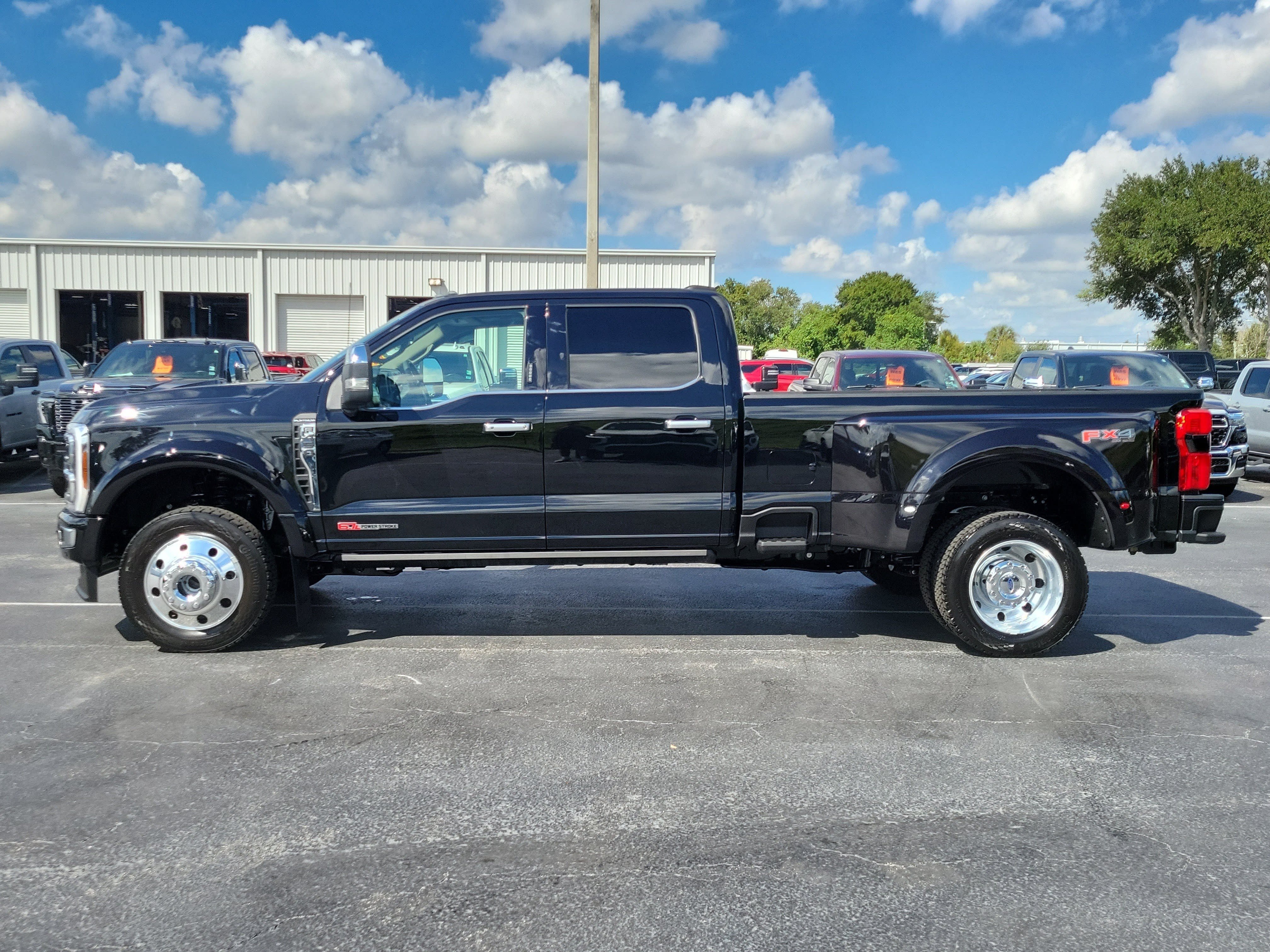 Certified 2026 Ford F450 Platinum w/ Platinum Plus Package AWD/4WD image 6