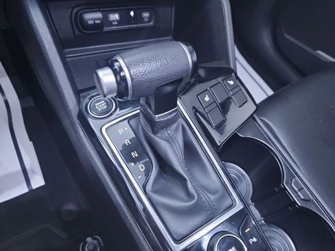 Used 2025 Kia Sportage EX w/ Premium Package image 20