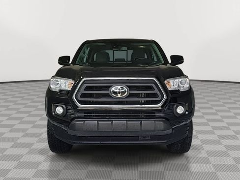 Used 2022 Toyota Tacoma SR5 w/ Technology Package RWD image 3