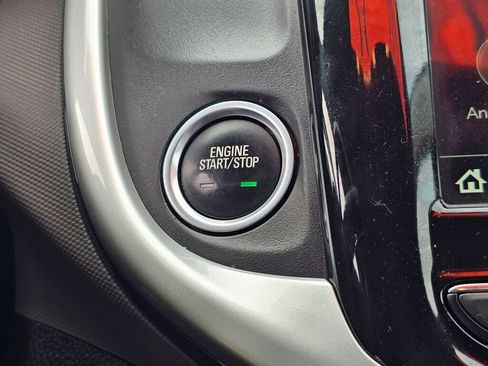 Used 2019 Chevrolet Sonic Premier FWD image 37