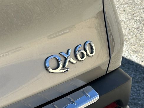 Certified 2023 INFINITI QX60 Luxe w/ Cargo Package image 6